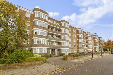 Mount Avenue, London W5