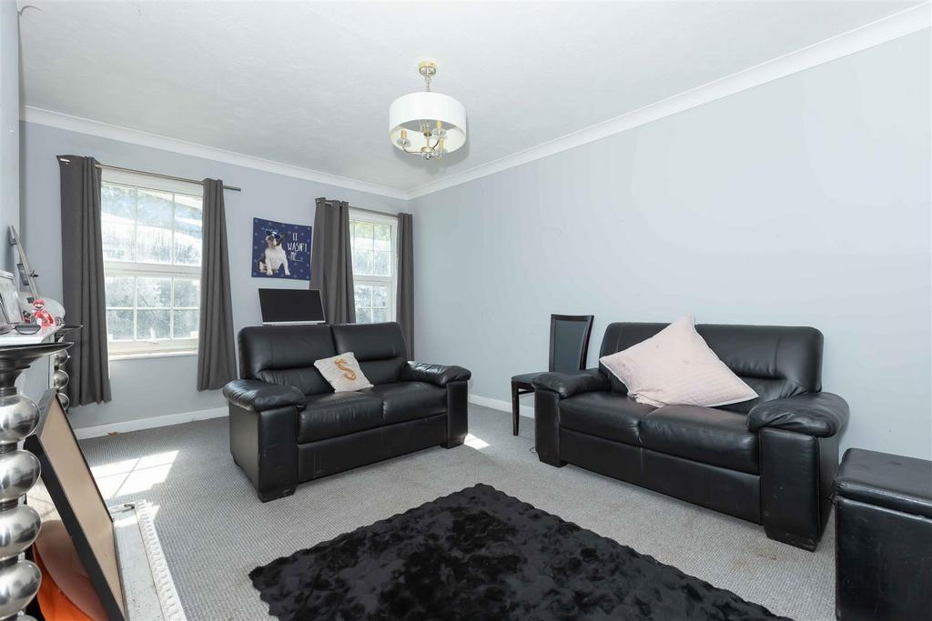 The Fox 33.jpg
