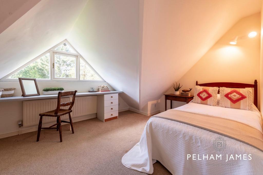 Bedroom Three, Brooke House, East Norton