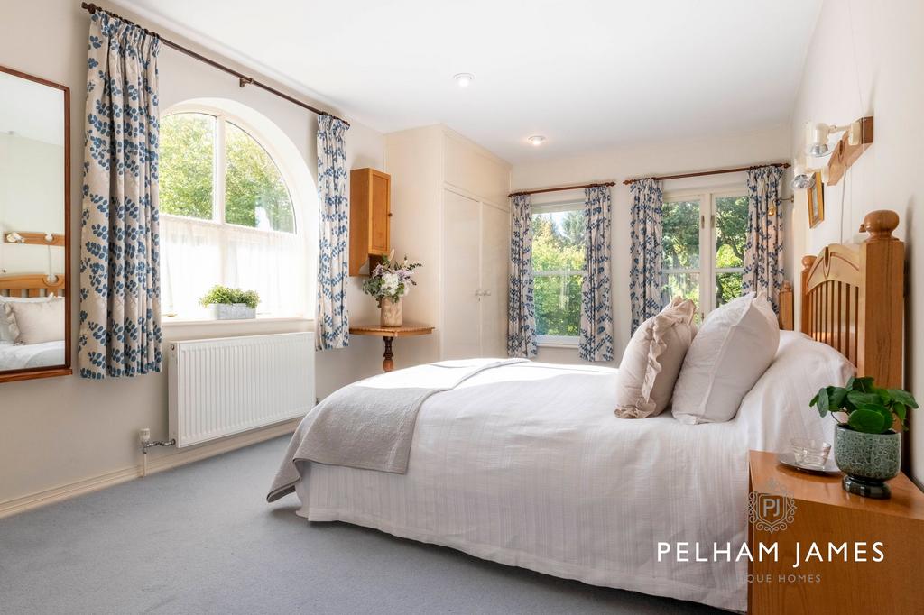 Principal Suite, Brooke House, East Norton