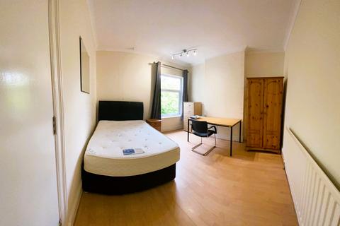 undefined, Seabridge Road, Seabridge, Newcastle-under-Lyme, ST5