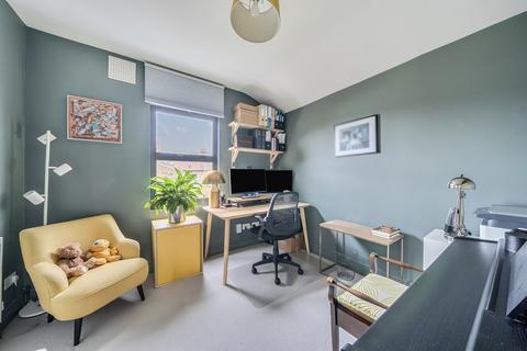 27 Rathmore Road, London, SE7 7QP