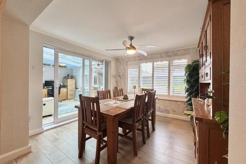 undefined, Nipsells Chase, Mayland, Chelmsford
