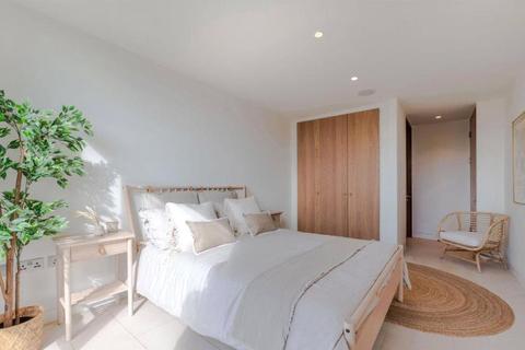 3 bedroom apartment to rent, Latitude House, Primrose Hill NW1