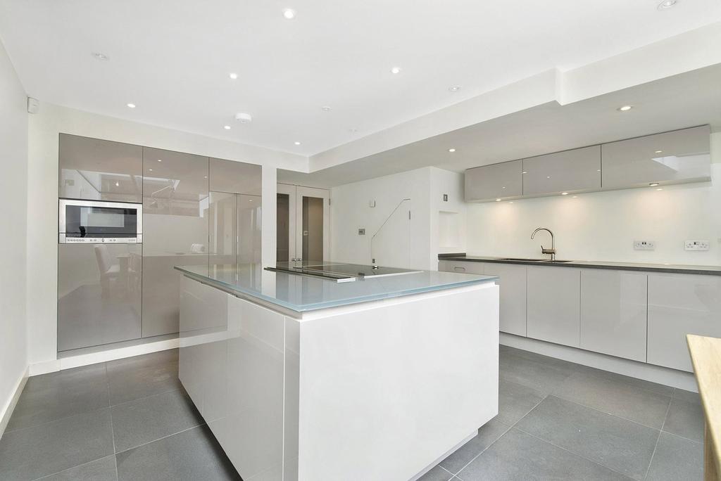 House in London - More