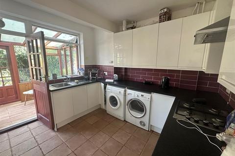 undefined, Vegal Crescent, Englefield Green