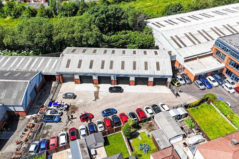 Warehouse to rent, 574 Manchester Rd Bury BL9 9SW
