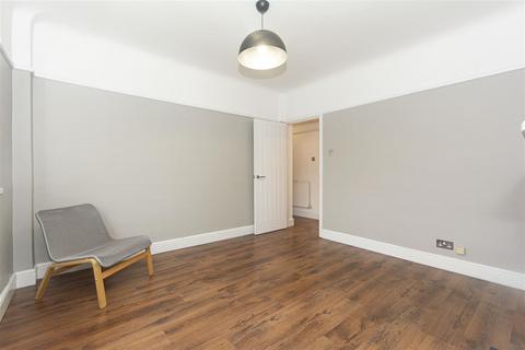 undefined, New Park Road, Clapham SW2