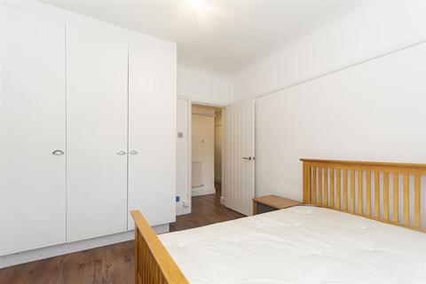 undefined, New Park Road, Clapham SW2