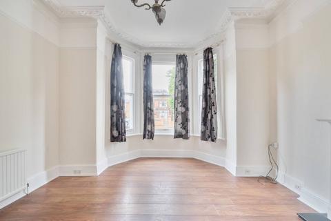 3 bedroom flat for sale, Park Hill, Ealing, London, W5