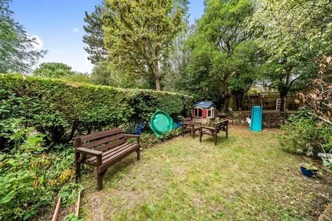 3 bedroom flat for sale, Park Hill, Ealing, London, W5