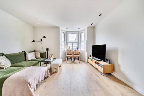 Twyford Avenue, Ealing, Acton, W3