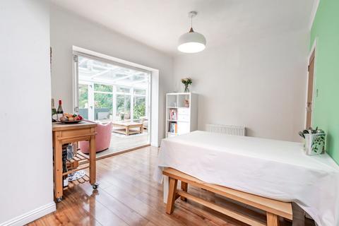 13 Kippen Drive, Clarkston, Glasgow, G76 8JG