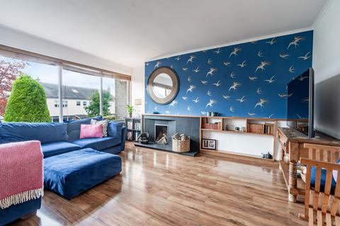 13 Kippen Drive, Clarkston, Glasgow, G76 8JG