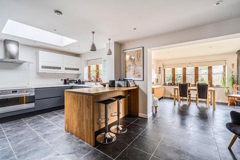 undefined, Broadlands Close, Bentley, Farnham, Hampshire, GU10