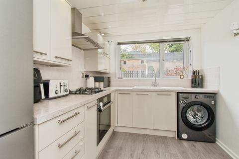 3 bedroom semi-detached house for sale, Park View, West Yorkshire WF10
