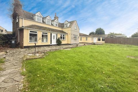 5 bedroom detached house for sale, Peppercorn Walk, Grimsby DN36