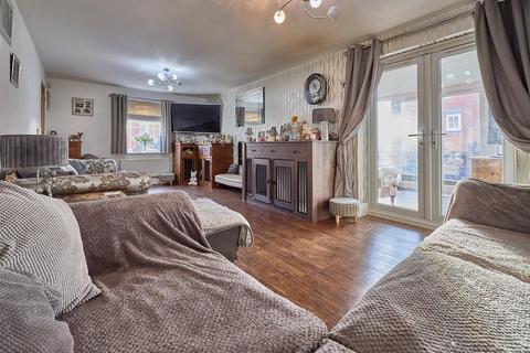 4 bedroom detached house for sale, Cardinal Drive, Burbage, Hinckley