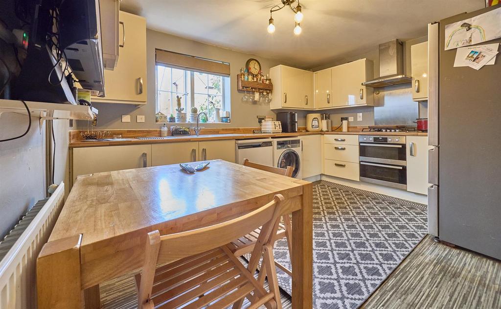 Fitted Dining Kitchen to Rear