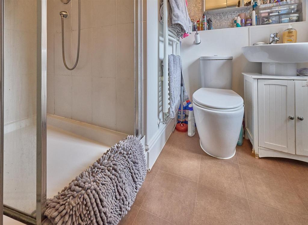 En Suite Shower Room