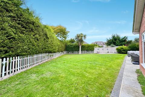5 bedroom detached house for sale, Seafield Drive, Southbourne, Bournemouth, BH6