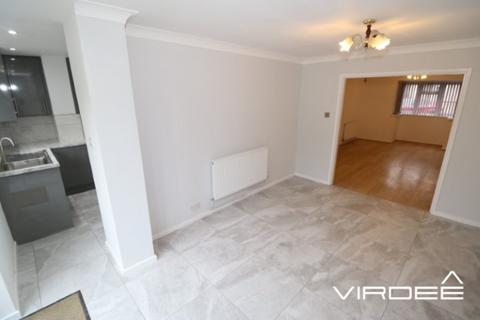 8 Little Croft, Birmingham, B43 6DA
