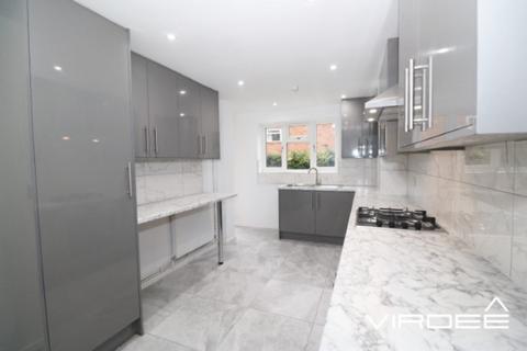 8 Little Croft, Birmingham, B43 6DA