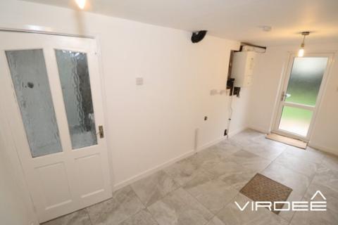 8 Little Croft, Birmingham, B43 6DA