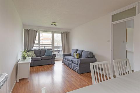 Goulden House, SW11 3HG