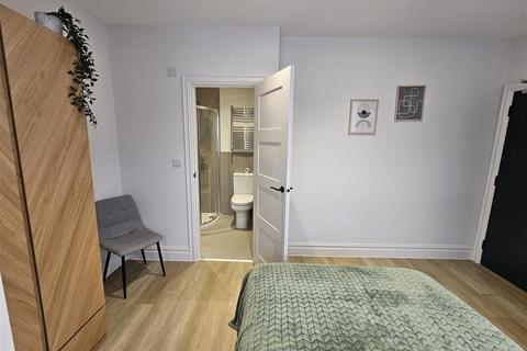 1 bedroom in a house share to rent, Leamington Road, Southend-On-Sea