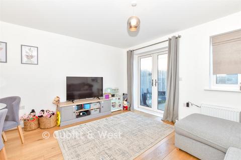 8 Bowles Close, North Bersted, Bognor Regis, PO21 5FX