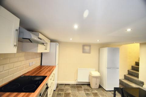 undefined, Winfield Place, Leeds LS2