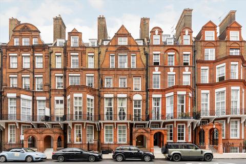 2 bedroom flat for sale, Pont Street, London, SW1X