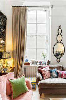 2 bedroom flat for sale, Pont Street, London, SW1X