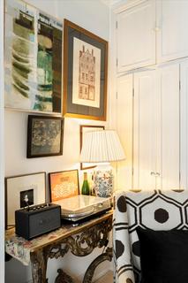 2 bedroom flat for sale, Pont Street, London, SW1X