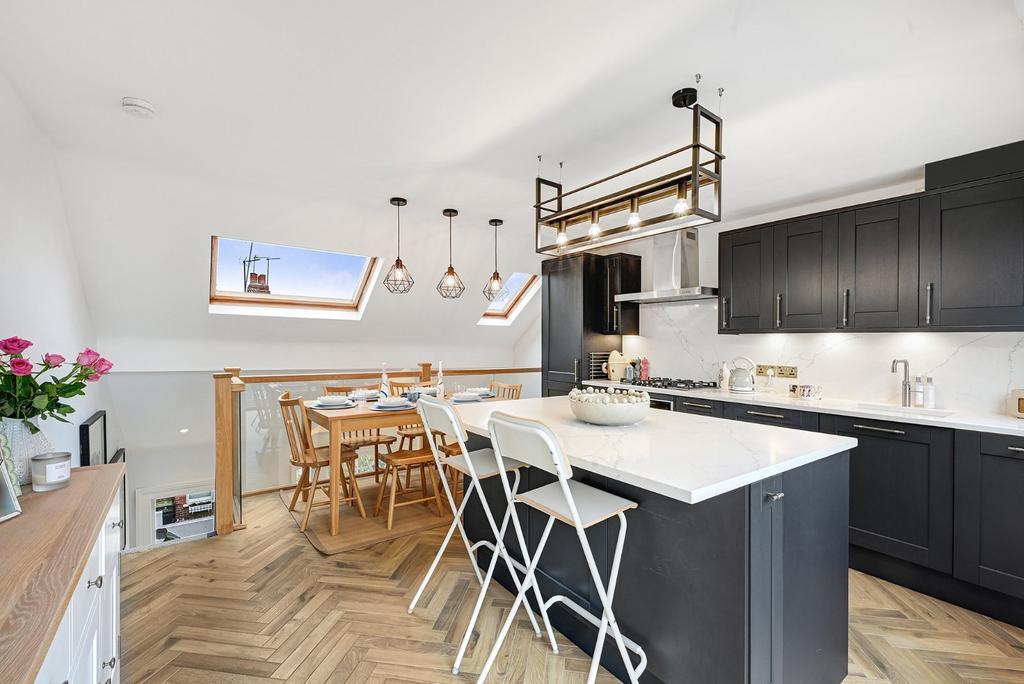 Kitchen / Dining