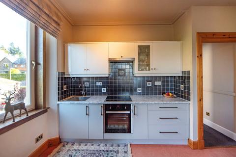 Tigh Beag Ewanfield, Crieff, PH7 3DA
