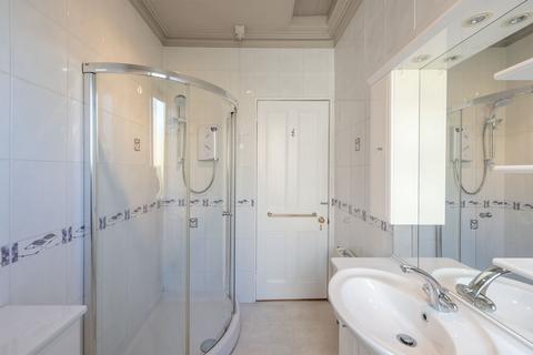 Tigh Beag Ewanfield, Crieff, PH7 3DA