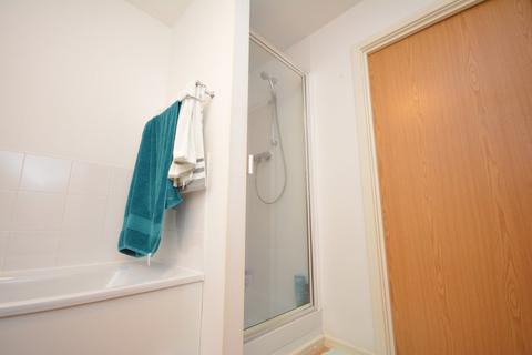 2 bedroom flat to rent, Stillwater Drive, Manchester, Greater Manchester, M11