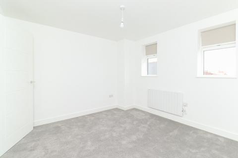 2 bedroom penthouse for sale, Cumberland Road, Cliftonville, Margate, Kent, CT9