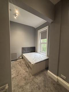 2 bedroom flat to rent, Ashwood Villas, Leeds LS6