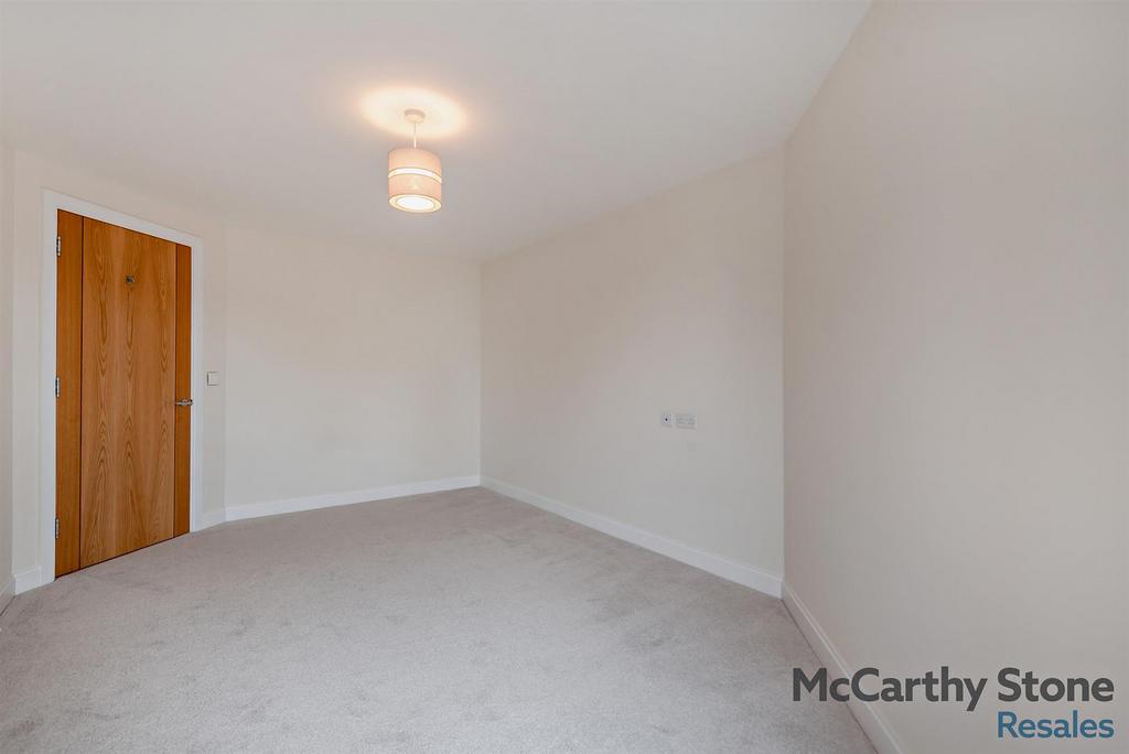 8666908-interior10-800.jpg