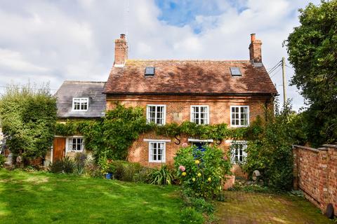 3 bedroom detached house for sale, The Lane, Wappenham, NN12