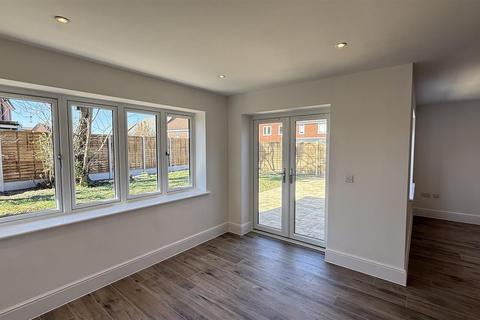 2 bedroom bungalow for sale, Plot 7, The Edgcote, Maypole Place, Evesham