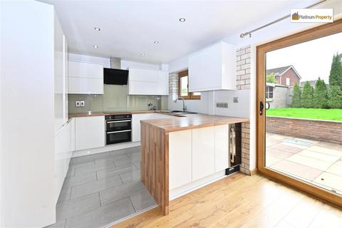 3 bedroom semi-detached house for sale, Gosforth Grove, Stoke-On-Trent ST3