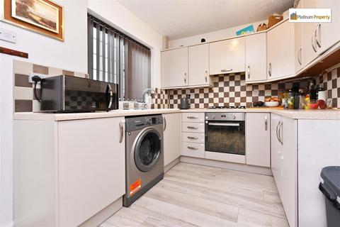 3 bedroom detached house for sale, Rylestone Close, Stoke-On-Trent ST3