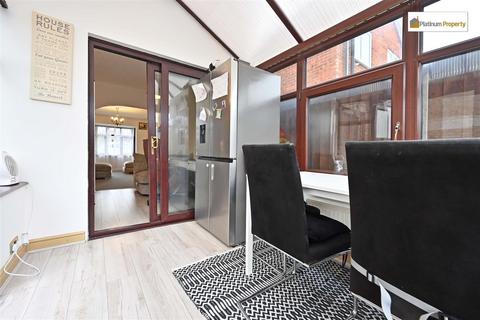 3 bedroom detached house for sale, Rylestone Close, Stoke-On-Trent ST3