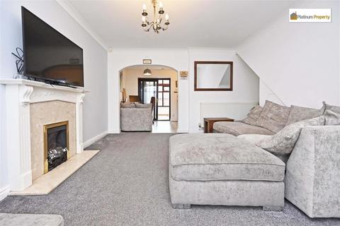 3 bedroom detached house for sale, Rylestone Close, Stoke-On-Trent ST3