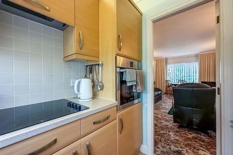 1 bedroom retirement property for sale, Cambridge Road, Southport PR9