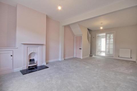 2 bedroom house to rent, Church Road, Molescroft